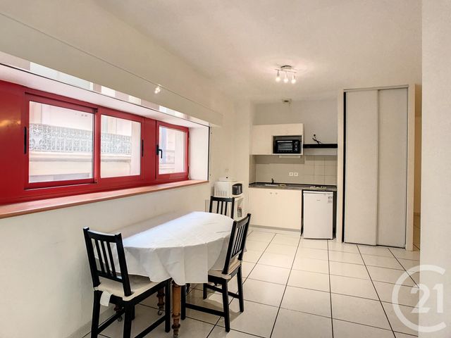 Appartement F3 à louer - 3 pièces - 75,46 m2 - Beziers - 34 - LANGUEDOC-ROUSSILLON