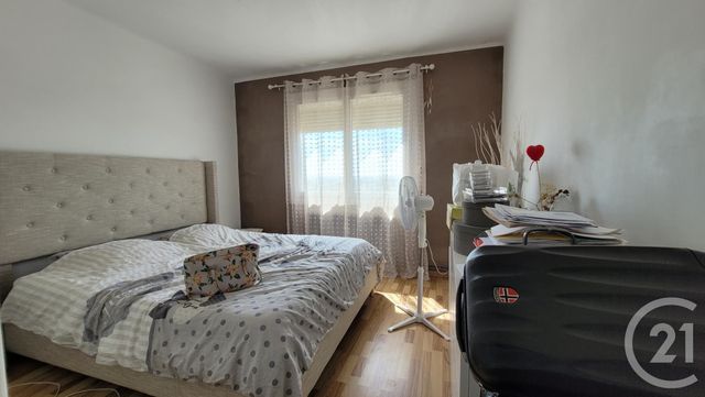 Afficher la photo en grand Appartement T4 à vendre - 4 pièces - 78,43 m2 - Beziers - 34 - LANGUEDOC-ROUSSILLON