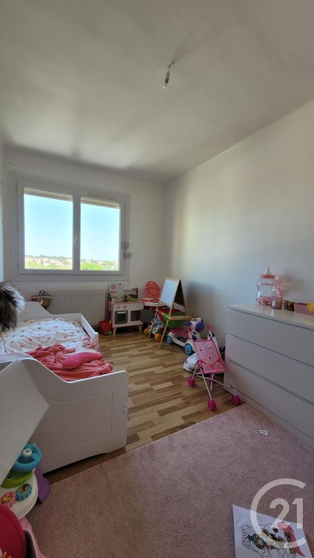 Afficher la photo en grand Appartement T4 à vendre - 4 pièces - 78,43 m2 - Beziers - 34 - LANGUEDOC-ROUSSILLON