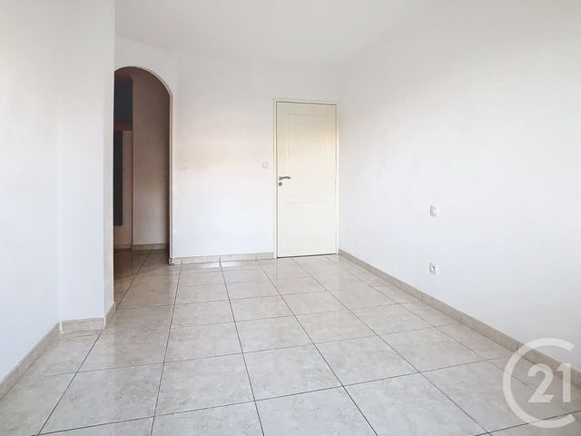Afficher la photo en grand Appartement F3 à vendre - 3 pièces - 71 m2 - Beziers - 34 - LANGUEDOC-ROUSSILLON