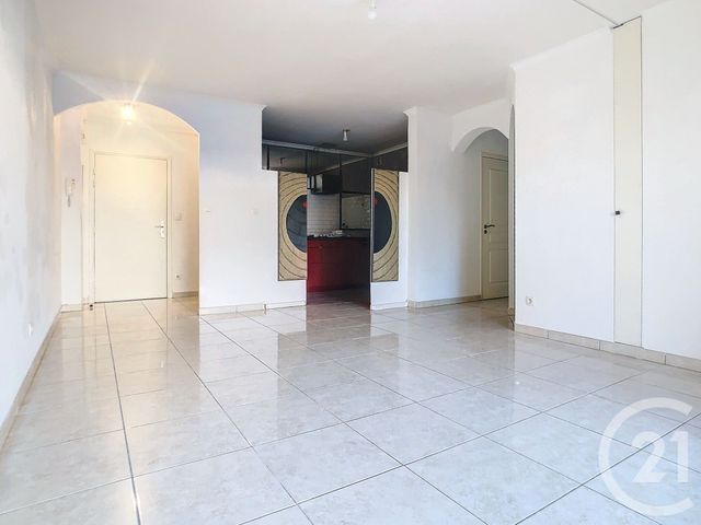 Afficher la photo en grand Appartement F3 à vendre - 3 pièces - 71 m2 - Beziers - 34 - LANGUEDOC-ROUSSILLON