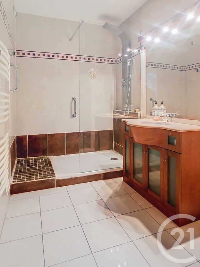 Afficher la photo en grand Appartement F3 à vendre - 3 pièces - 71 m2 - Beziers - 34 - LANGUEDOC-ROUSSILLON