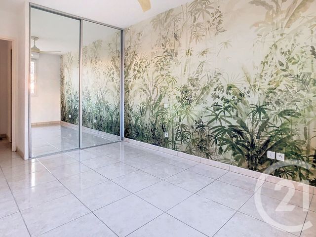 Afficher la photo en grand Appartement F3 à vendre - 3 pièces - 71 m2 - Beziers - 34 - LANGUEDOC-ROUSSILLON