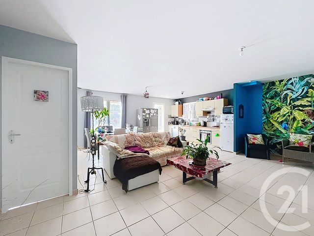 Afficher la photo en grand Maison à vendre - 4 pièces - 89,67 m2 - St Chinian - 34 - LANGUEDOC-ROUSSILLON