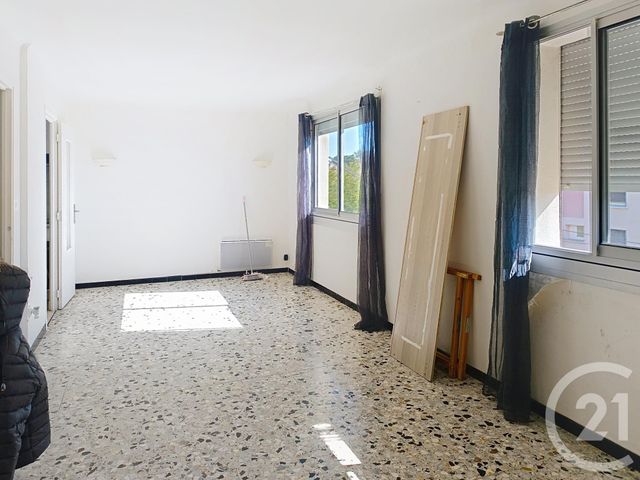 Appartement F3 à louer - 3 pièces - 45 m2 - Beziers - 34 - LANGUEDOC-ROUSSILLON