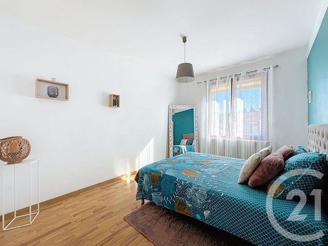 Afficher la photo en grand Appartement T4 à vendre - 4 pièces - 98 m2 - Beziers - 34 - LANGUEDOC-ROUSSILLON