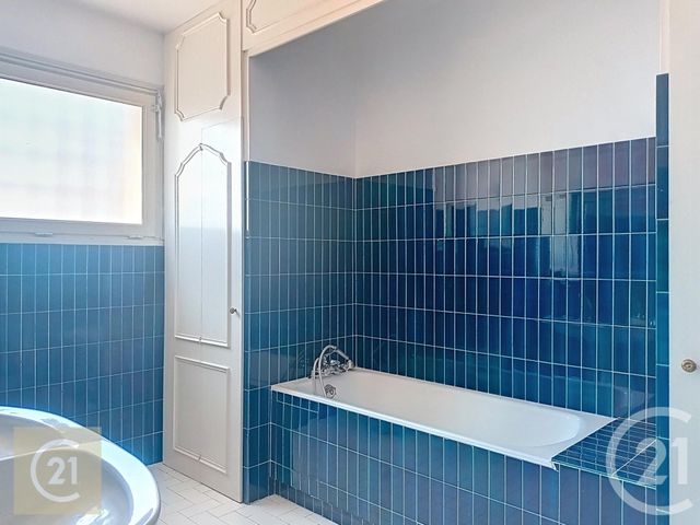 Afficher la photo en grand Appartement F8 à louer - 8 pièces - 269,33 m2 - Beziers - 34 - LANGUEDOC-ROUSSILLON