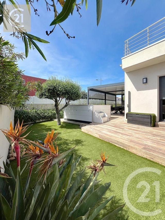 Afficher la photo en grand Maison à vendre - 4 pièces - 120 m2 - Sauvian - 34 - LANGUEDOC-ROUSSILLON