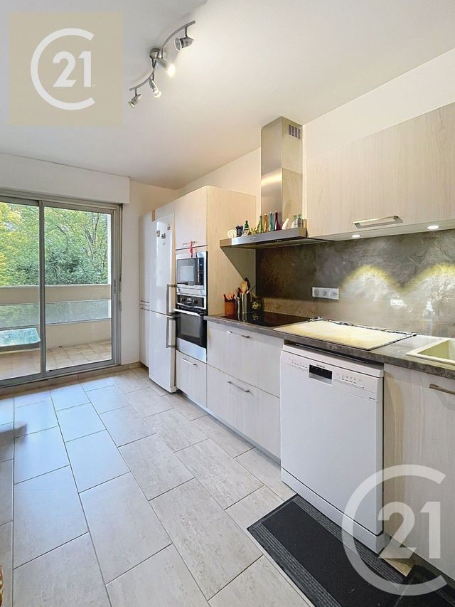 Appartement F4 à vendre - 5 pièces - 105,90 m2 - Beziers - 34 - LANGUEDOC-ROUSSILLON