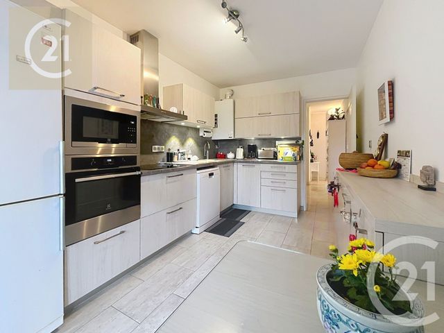 Appartement F4 à vendre - 5 pièces - 105,90 m2 - Beziers - 34 - LANGUEDOC-ROUSSILLON