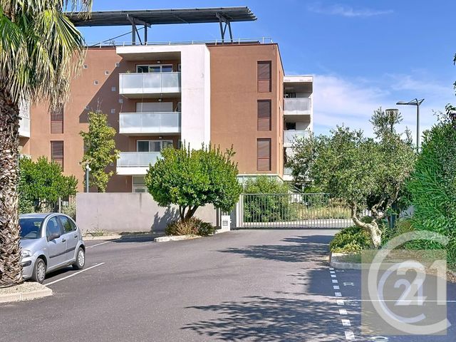 Afficher la photo en grand Parking à vendre - 16 m2 - Beziers - 34 - LANGUEDOC-ROUSSILLON