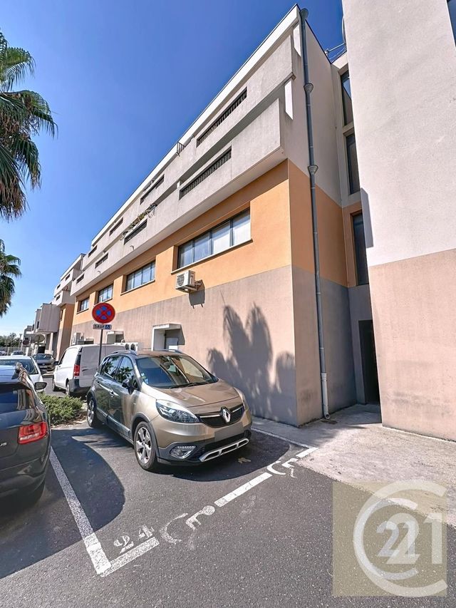 Afficher la photo en grand Parking à vendre - 16 m2 - Beziers - 34 - LANGUEDOC-ROUSSILLON