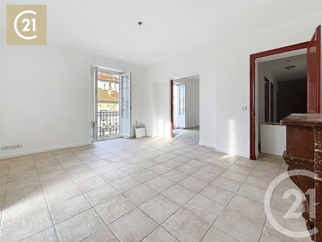 Afficher la photo en grand Appartement F4 à vendre - 4 pièces - 92,83 m2 - Beziers - 34 - LANGUEDOC-ROUSSILLON