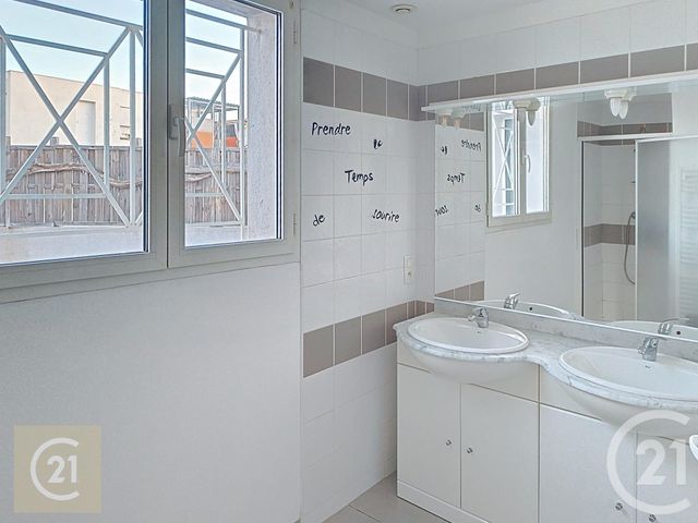 Maison à louer - 4 pièces - 100 m2 - Beziers - 34 - LANGUEDOC-ROUSSILLON