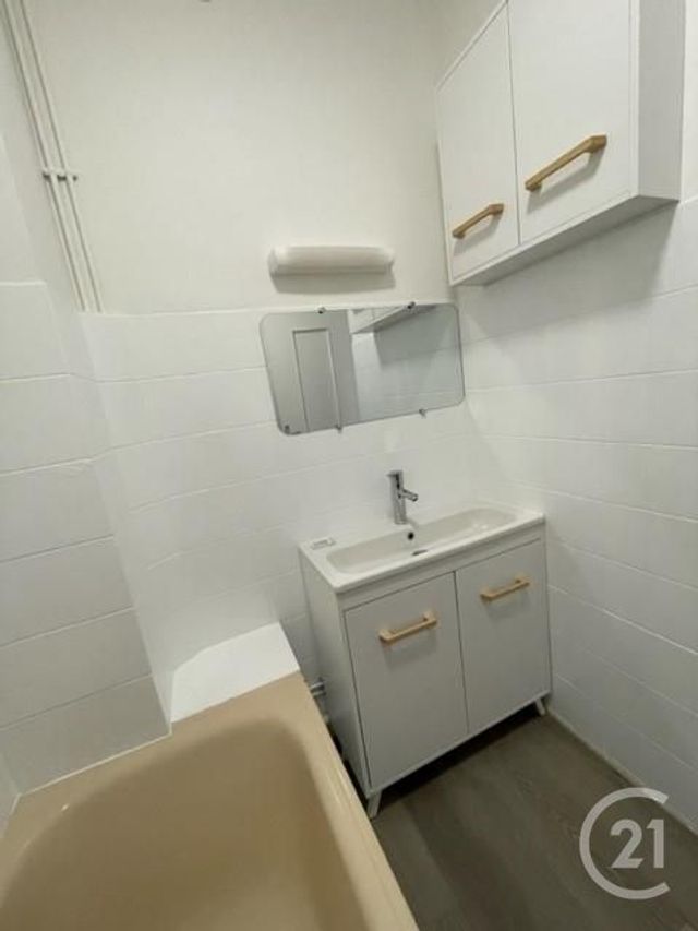 Appartement Duplex à louer - 4 pièces - 88,79 m2 - Beziers - 34 - LANGUEDOC-ROUSSILLON