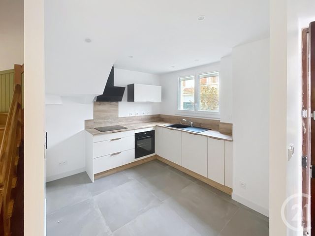 Maison &agrave; louer - 4 pi&egrave;ces - 85 m2 - Beziers - 34 - LANGUEDOC-ROUSSILLON