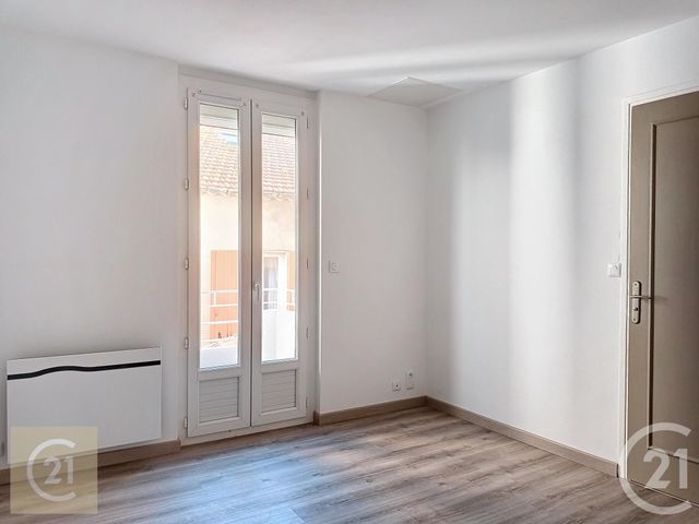 Appartement F3 &agrave; louer - 3 pi&egrave;ces - 58,28 m2 - Beziers - 34 - LANGUEDOC-ROUSSILLON