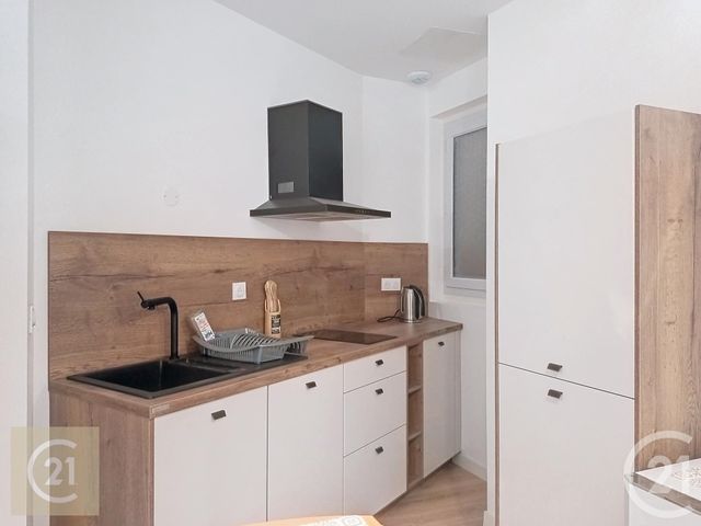 Appartement F1 &agrave; louer - 1 pi&egrave;ce - 27,30 m2 - Beziers - 34 - LANGUEDOC-ROUSSILLON
