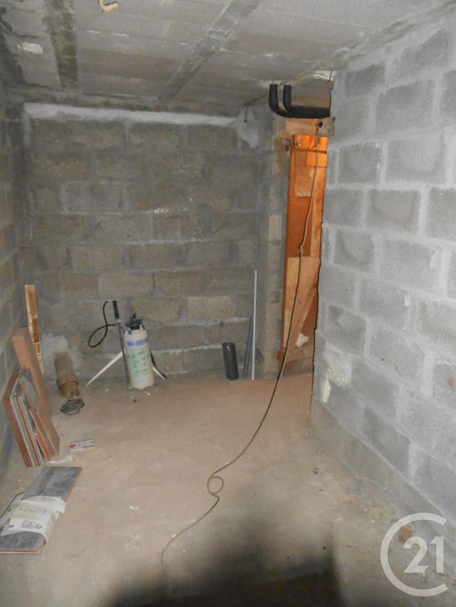 Appartement F4 &agrave; louer - 4 pi&egrave;ces - 65 m2 - Beziers - 34 - LANGUEDOC-ROUSSILLON