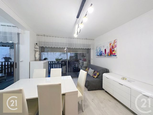 Appartement F3 &agrave; louer - 3 pi&egrave;ces - 51,26 m2 - Beziers - 34 - LANGUEDOC-ROUSSILLON