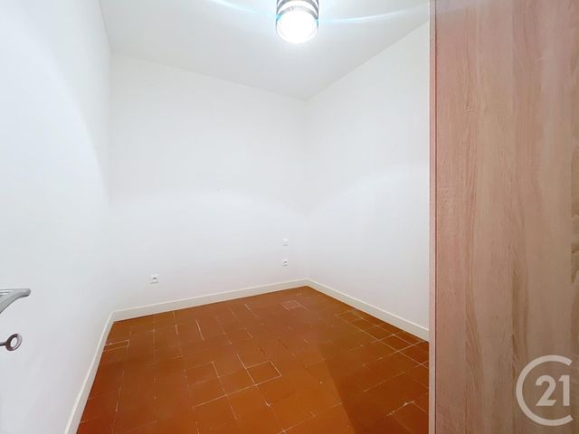 Appartement F3 bis &agrave; louer - 3 pi&egrave;ces - 81,81 m2 - Beziers - 34 - LANGUEDOC-ROUSSILLON