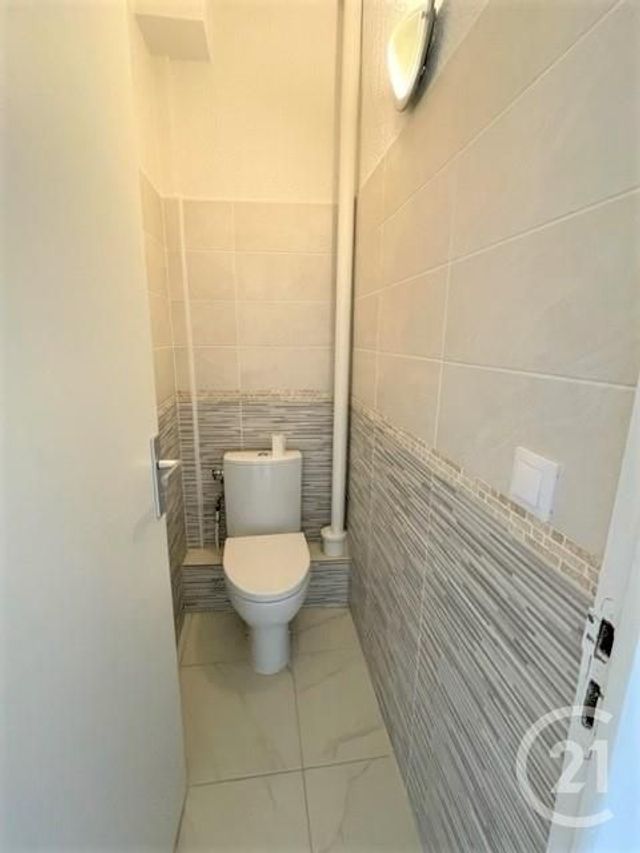 Appartement F3 &agrave; louer - 3 pi&egrave;ces - 61,76 m2 - Beziers - 34 - LANGUEDOC-ROUSSILLON