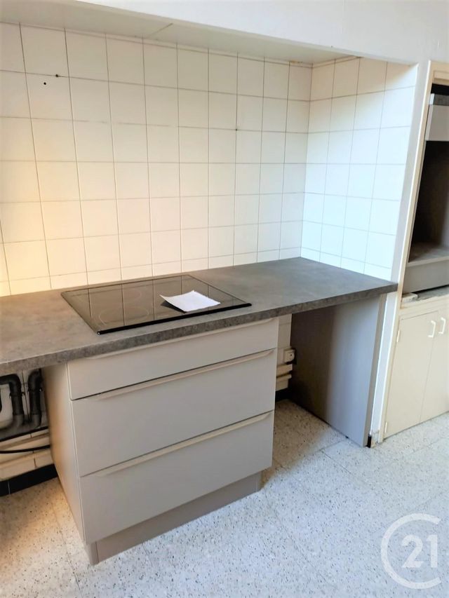 Appartement F4 &agrave; louer - 4 pi&egrave;ces - 98 m2 - Beziers - 34 - LANGUEDOC-ROUSSILLON