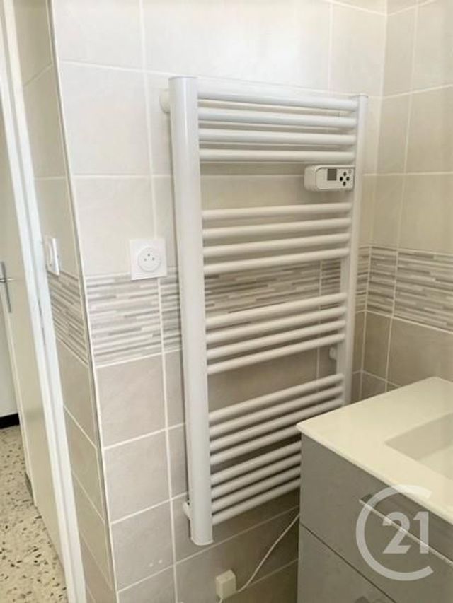 Maison &agrave; louer - 4 pi&egrave;ces - 76,70 m2 - Beziers - 34 - LANGUEDOC-ROUSSILLON