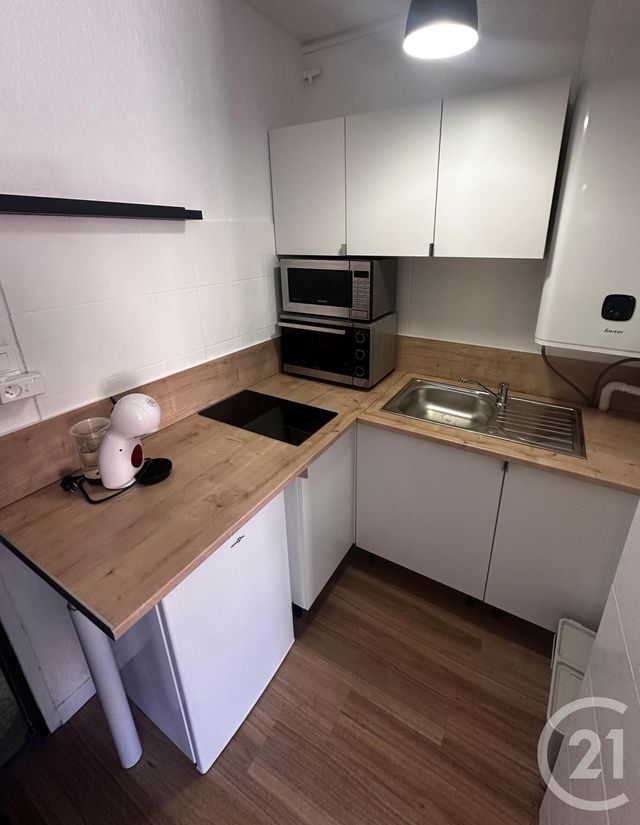 Appartement F1 &agrave; louer - 1 pi&egrave;ce - 20,20 m2 - Beziers - 34 - LANGUEDOC-ROUSSILLON