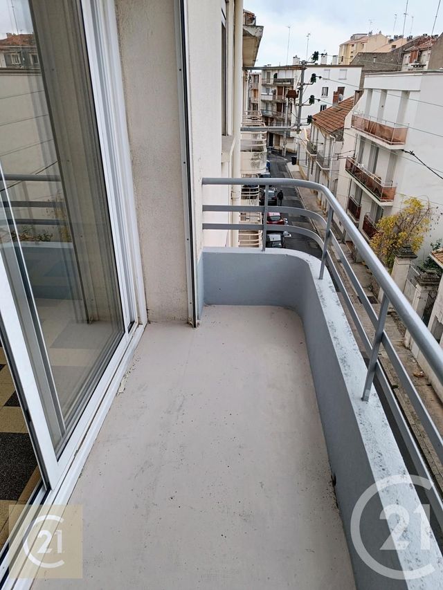 Appartement F3 &agrave; louer - 3 pi&egrave;ces - 70,78 m2 - Beziers - 34 - LANGUEDOC-ROUSSILLON