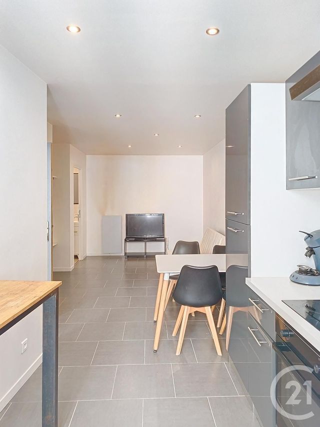 Appartement F2 &agrave; louer - 2 pi&egrave;ces - 34,61 m2 - Beziers - 34 - LANGUEDOC-ROUSSILLON