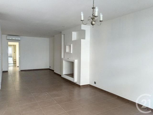 Appartement F3 &agrave; louer - 3 pi&egrave;ces - 87,62 m2 - Beziers - 34 - LANGUEDOC-ROUSSILLON