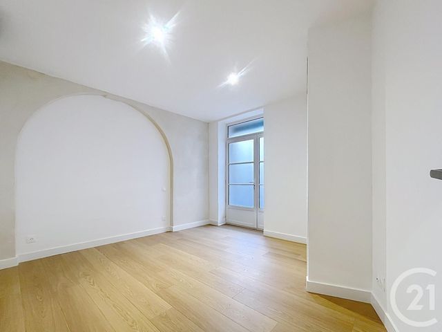 Appartement F3 &agrave; louer - 3 pi&egrave;ces - 70 m2 - Beziers - 34 - LANGUEDOC-ROUSSILLON