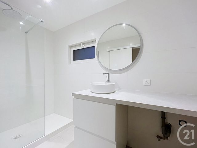 Appartement F3 &agrave; louer - 3 pi&egrave;ces - 70 m2 - Beziers - 34 - LANGUEDOC-ROUSSILLON
