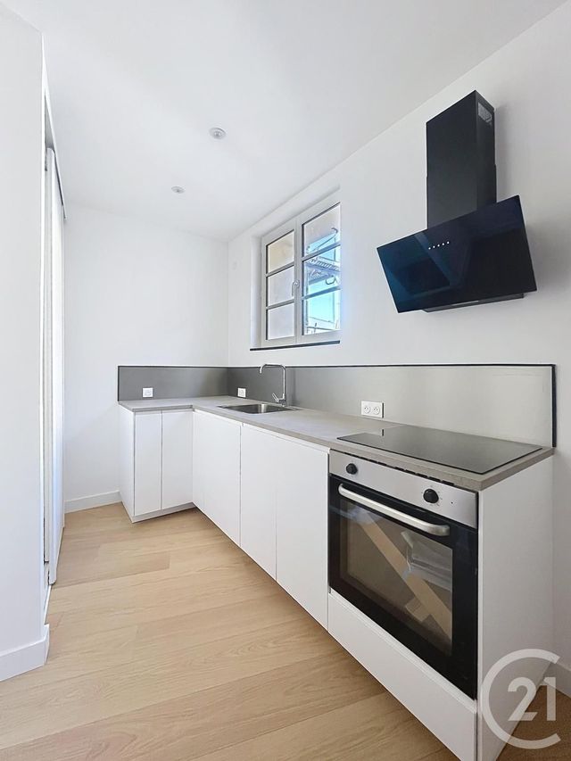 Appartement F3 &agrave; louer - 3 pi&egrave;ces - 70 m2 - Beziers - 34 - LANGUEDOC-ROUSSILLON