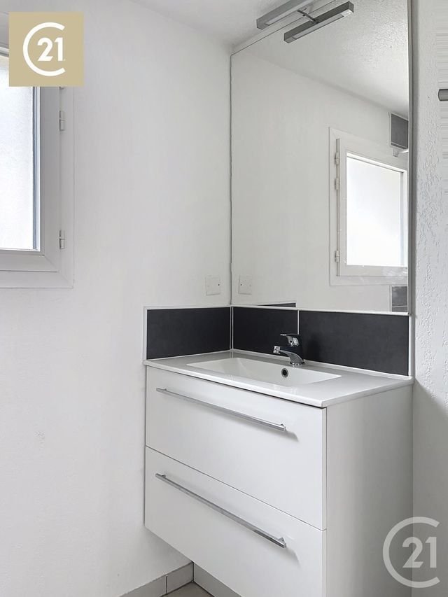 Afficher la photo en grand Appartement F2 à vendre - 2 pièces - 40,34 m2 - Sauvian - 34 - LANGUEDOC-ROUSSILLON