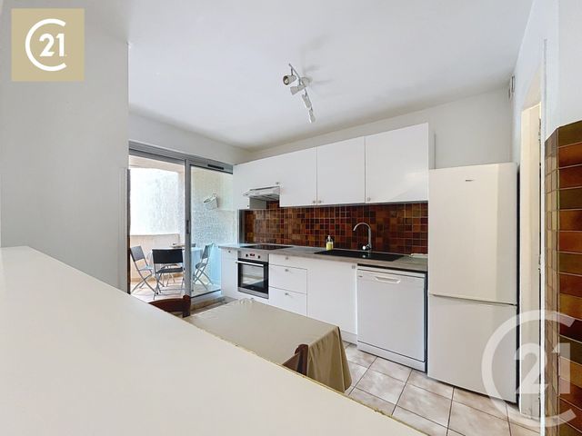 Afficher la photo en grand Appartement F3 à vendre - 3 pièces - 77,35 m2 - Beziers - 34 - LANGUEDOC-ROUSSILLON