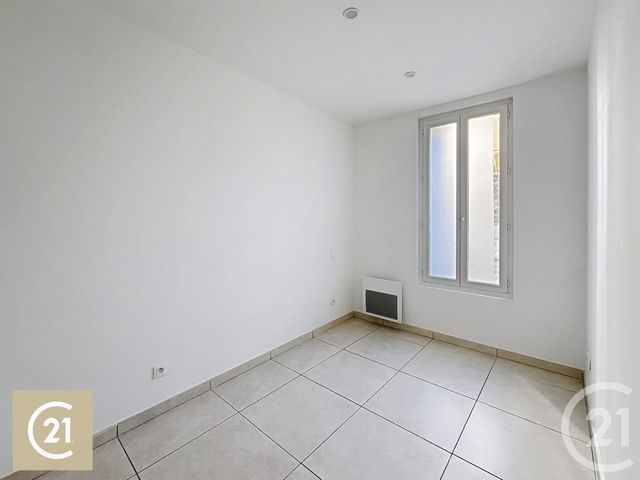 Afficher la photo en grand Appartement F2 à louer - 2 pièces - 29 m2 - Puisserguier - 34 - LANGUEDOC-ROUSSILLON