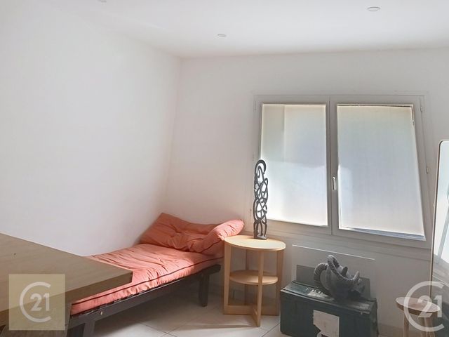 Afficher la photo en grand Appartement F2 à louer - 2 pièces - 29 m2 - Puisserguier - 34 - LANGUEDOC-ROUSSILLON
