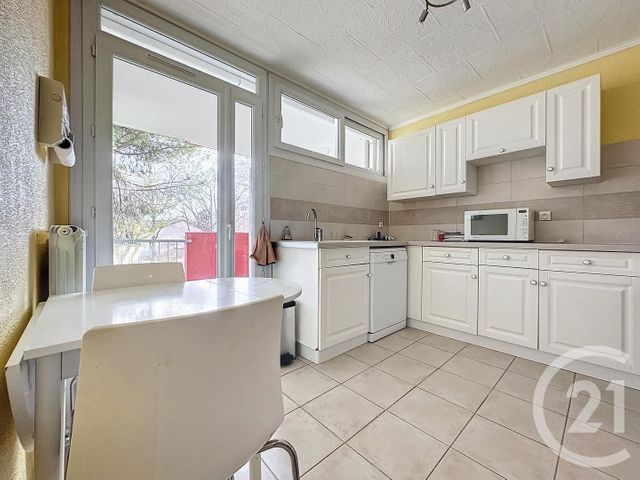 Afficher la photo en grand Appartement F3 à vendre - 3 pièces - 73 m2 - Beziers - 34 - LANGUEDOC-ROUSSILLON