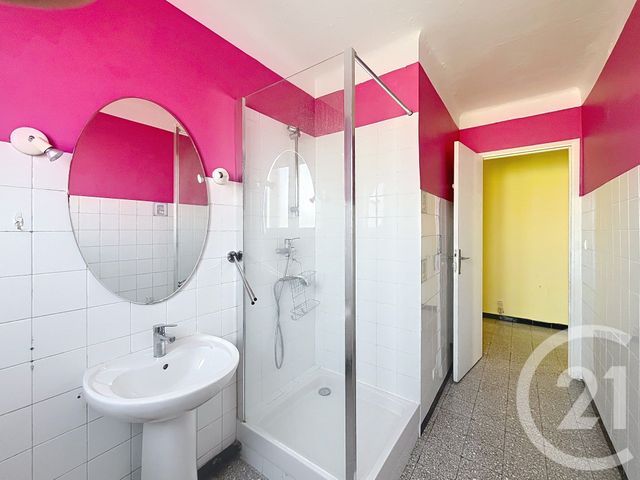Afficher la photo en grand Appartement F4 à vendre - 5 pièces - 80,97 m2 - Beziers - 34 - LANGUEDOC-ROUSSILLON