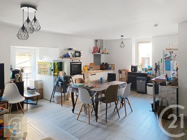 Appartement F4 à louer - 4 pièces - 88 m2 - Puisserguier - 34 - LANGUEDOC-ROUSSILLON