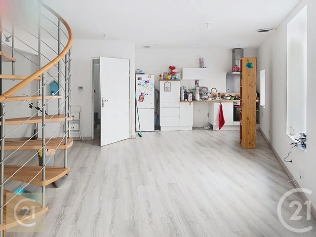 Appartement F4 à louer - 4 pièces - 82,98 m2 - Puisserguier - 34 - LANGUEDOC-ROUSSILLON