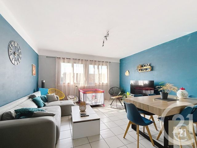 Afficher la photo en grand Appartement T4 à vendre - 4 pièces - 87,37 m2 - Beziers - 34 - LANGUEDOC-ROUSSILLON