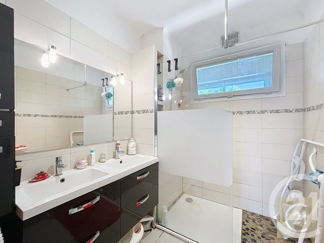 Afficher la photo en grand Appartement T4 à vendre - 4 pièces - 87,37 m2 - Beziers - 34 - LANGUEDOC-ROUSSILLON