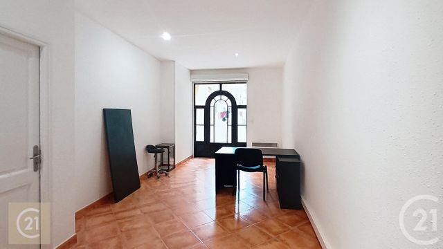 Afficher la photo en grand Divers à louer - 30 m2 - St Chinian - 34 - LANGUEDOC-ROUSSILLON