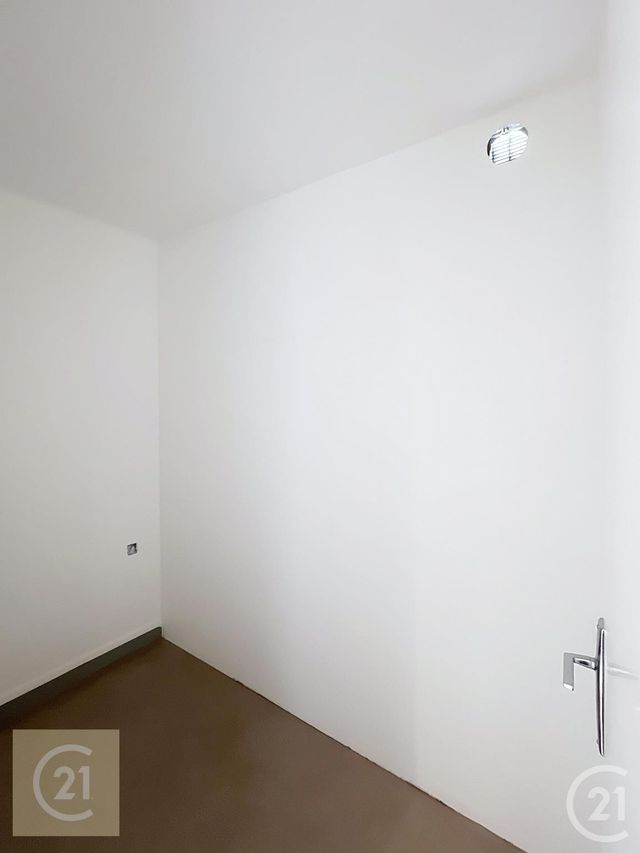 Afficher la photo en grand Appartement F3 à louer - 3 pièces - 89 m2 - Beziers - 34 - LANGUEDOC-ROUSSILLON