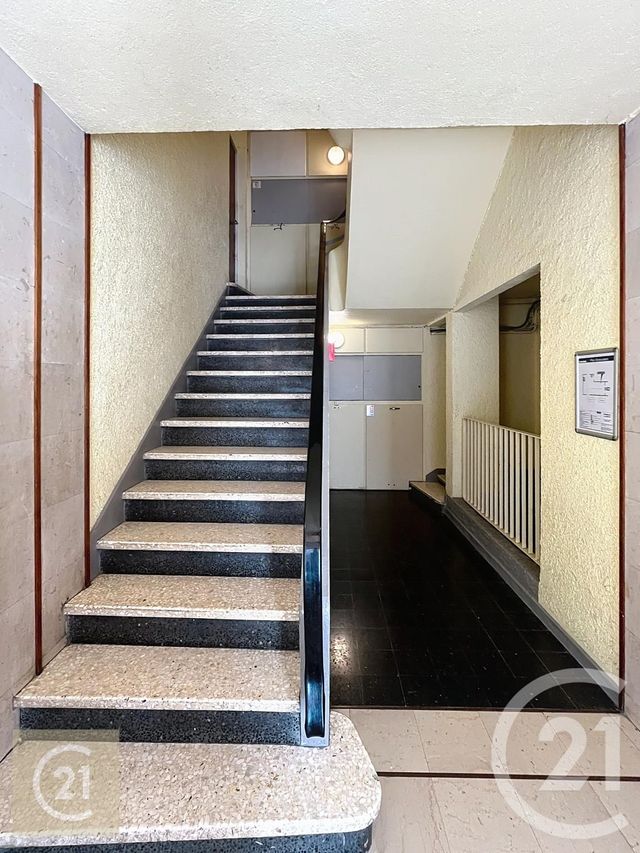 Afficher la photo en grand Appartement F3 à louer - 3 pièces - 89 m2 - Beziers - 34 - LANGUEDOC-ROUSSILLON