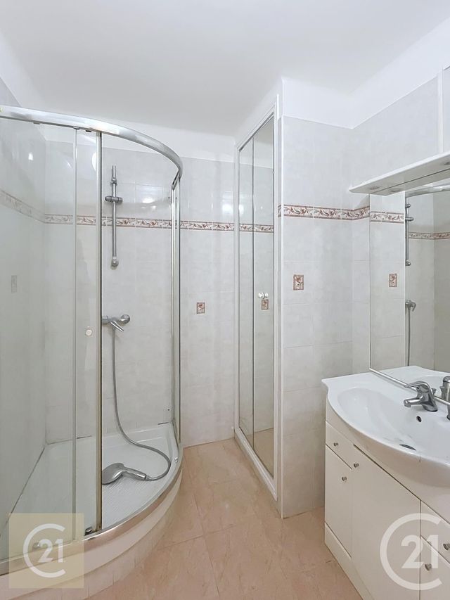 Afficher la photo en grand Appartement F3 à louer - 3 pièces - 89 m2 - Beziers - 34 - LANGUEDOC-ROUSSILLON
