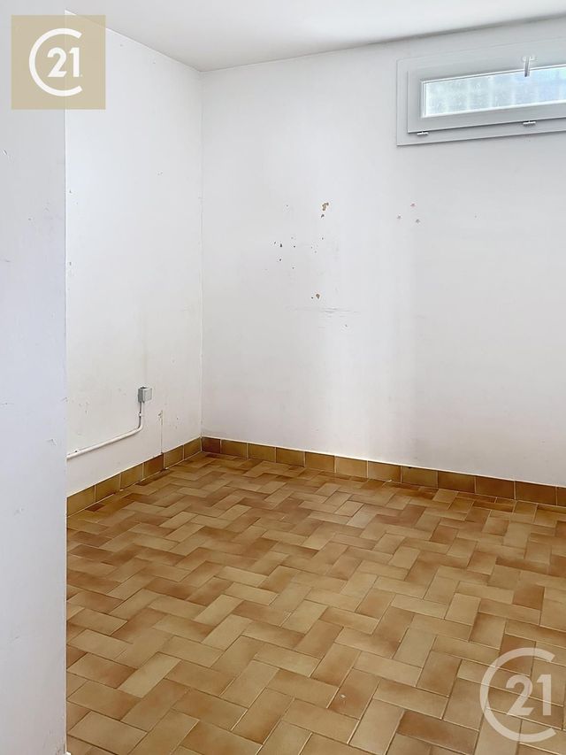 Afficher la photo en grand Appartement F4 à vendre - 4 pièces - 105 m2 - Beziers - 34 - LANGUEDOC-ROUSSILLON